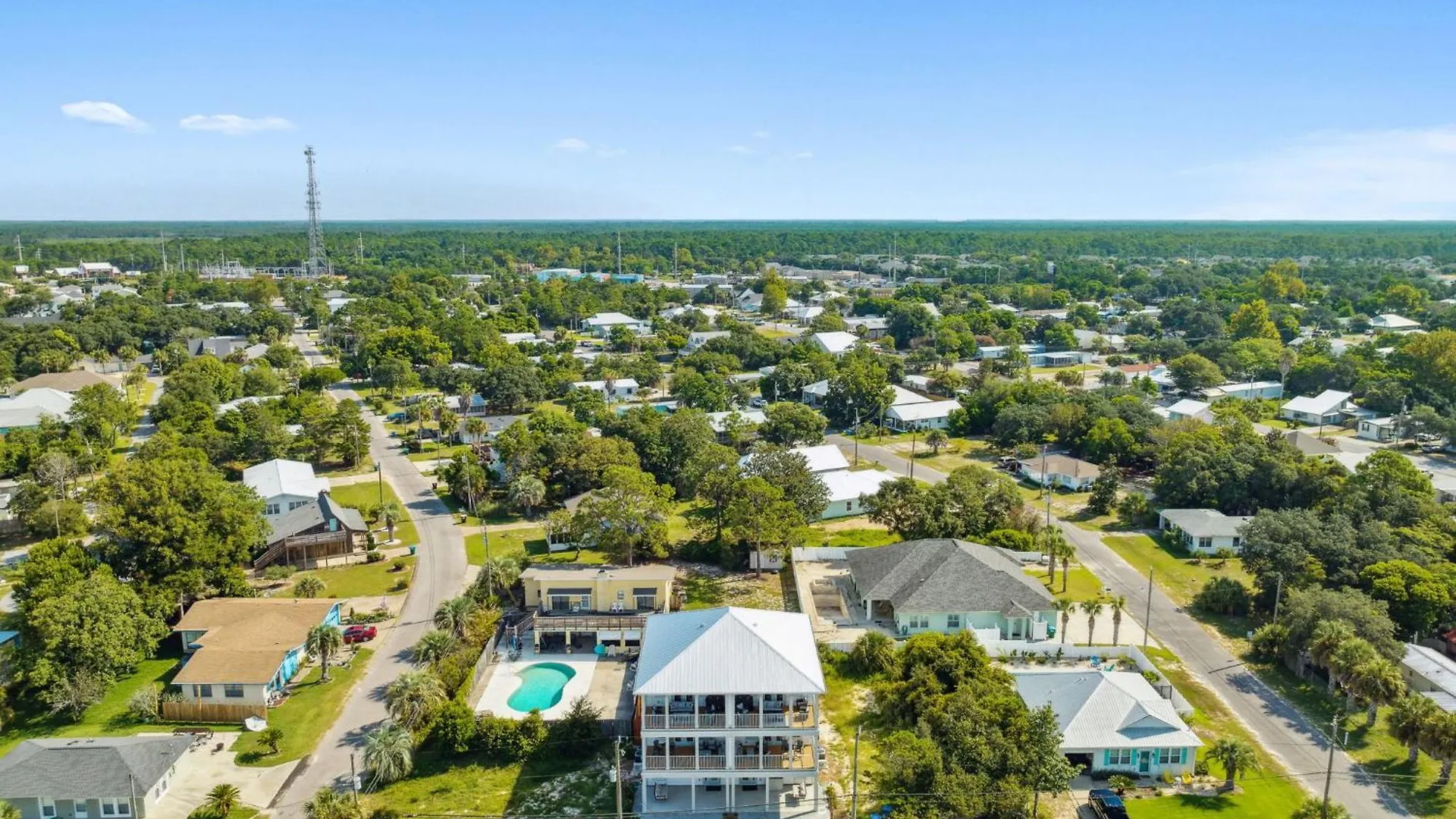 Semesterbostad Grand Retreat Ii: 4Br, 5Ba, Sleeps 15 Private Pool Your Perfect Escape! Panama City Beach