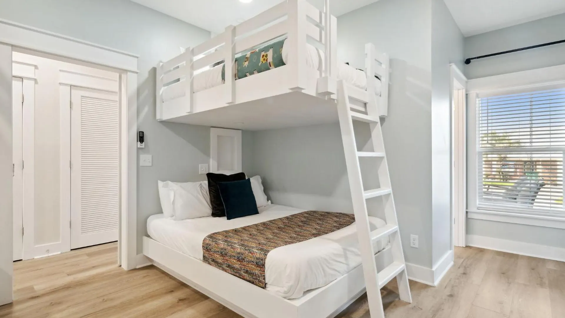 Grand Retreat Ii: 4Br, 5Ba, Sleeps 15 Private Pool Your Perfect Escape! Panama City Beach